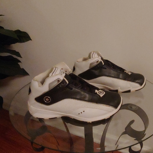 Converse Team Wade Sneakers